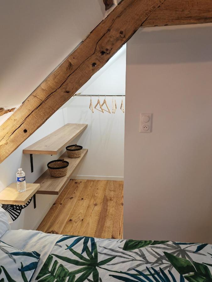 A La Memoire De Merlin & Spa Saint-Malon-sur-Mel Luaran gambar