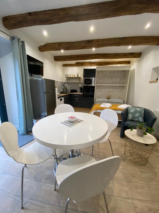 A La Memoire De Merlin & Spa Saint-Malon-sur-Mel Luaran gambar