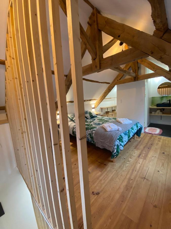 A La Memoire De Merlin & Spa Saint-Malon-sur-Mel Luaran gambar